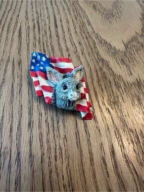 Democrat Donkey Flag Pin - Blue & Red 1995 Kathy Wise